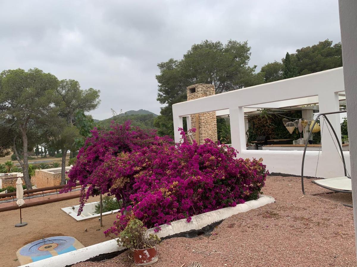 Ibiza Paradise Bed & Breakfast Santa Eularia des Riu Ngoại thất bức ảnh