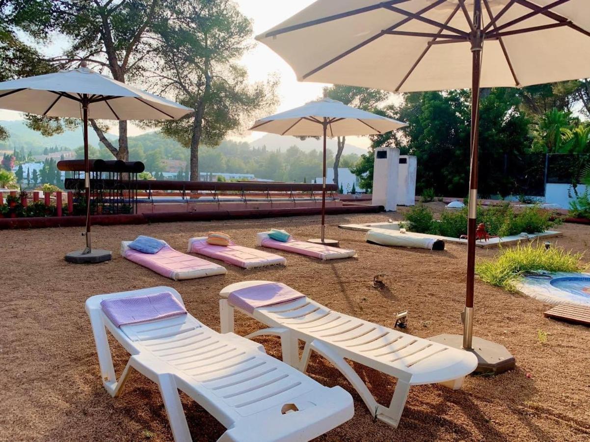Ibiza Paradise Bed & Breakfast Santa Eularia des Riu Ngoại thất bức ảnh