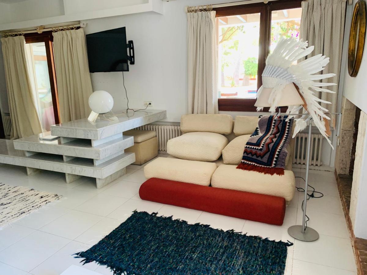 Ibiza Paradise Bed & Breakfast Santa Eularia des Riu Ngoại thất bức ảnh